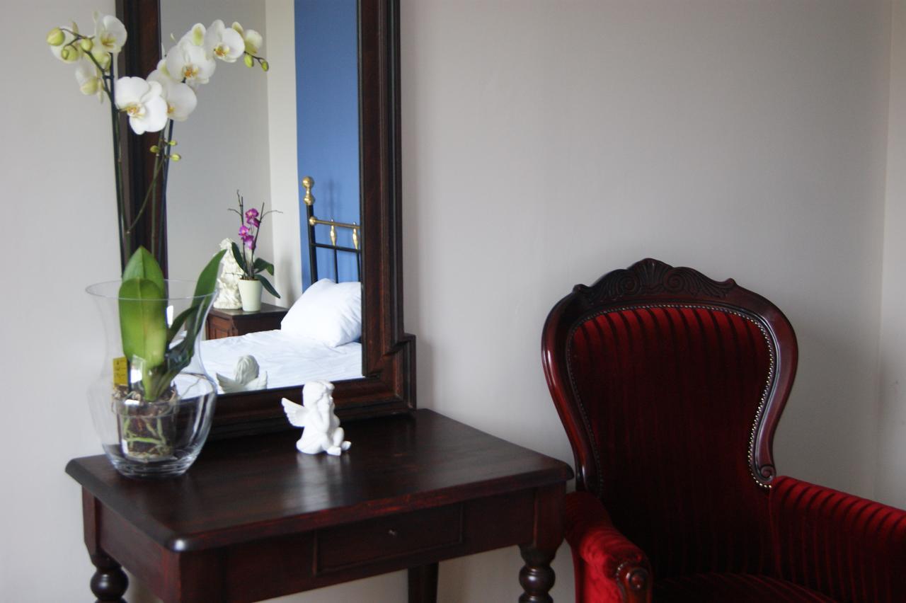 Hotel Ksiezycowy Dworek Kętrzyn Zimmer foto